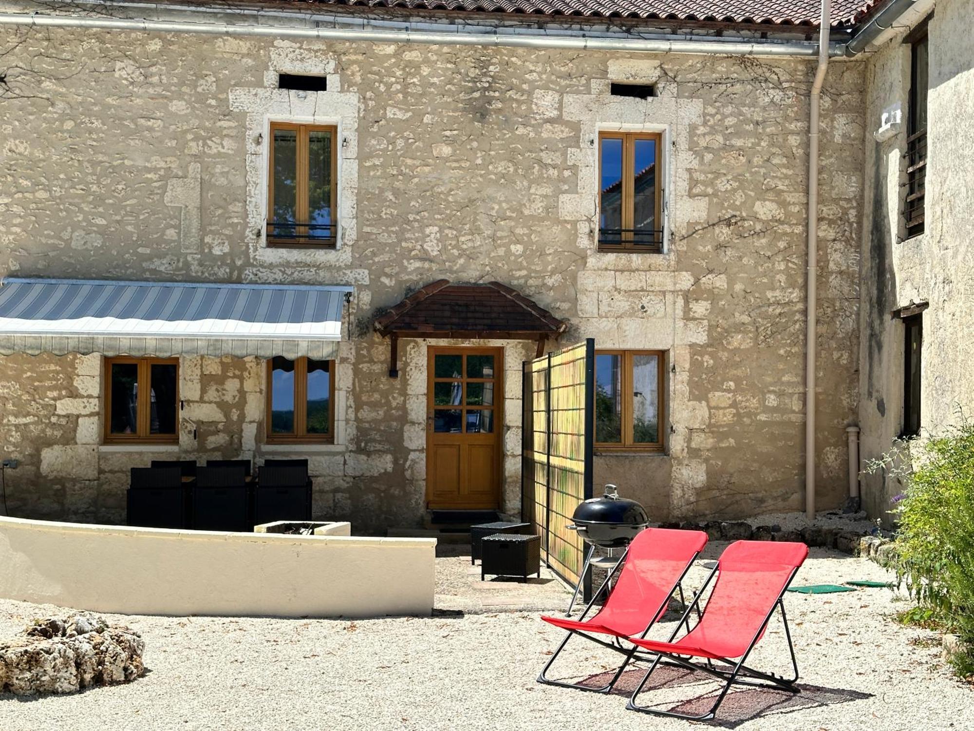 Domaine De La Roche Chabrelle Vila Saint-Just  Exterior foto